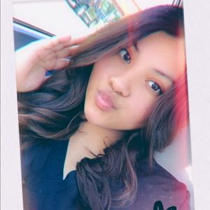 Meet your Posher, Dennys